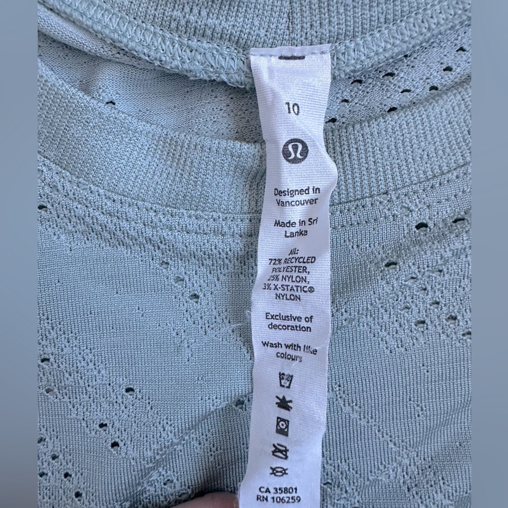 Lululemon long sleeve top - 10 - blue - Picture 2 of 5